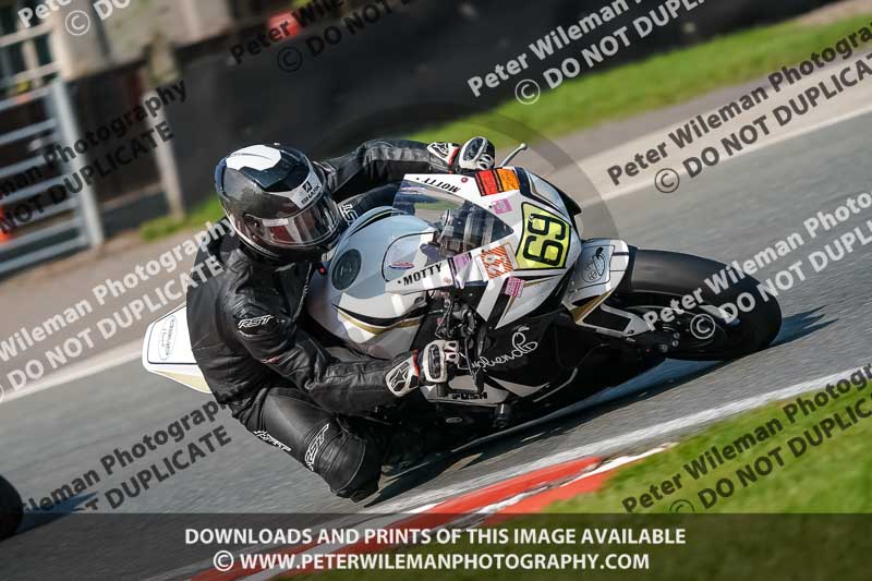 anglesey;brands hatch;cadwell park;croft;donington park;enduro digital images;event digital images;eventdigitalimages;mallory;no limits;oulton park;peter wileman photography;racing digital images;silverstone;snetterton;trackday digital images;trackday photos;vmcc banbury run;welsh 2 day enduro
